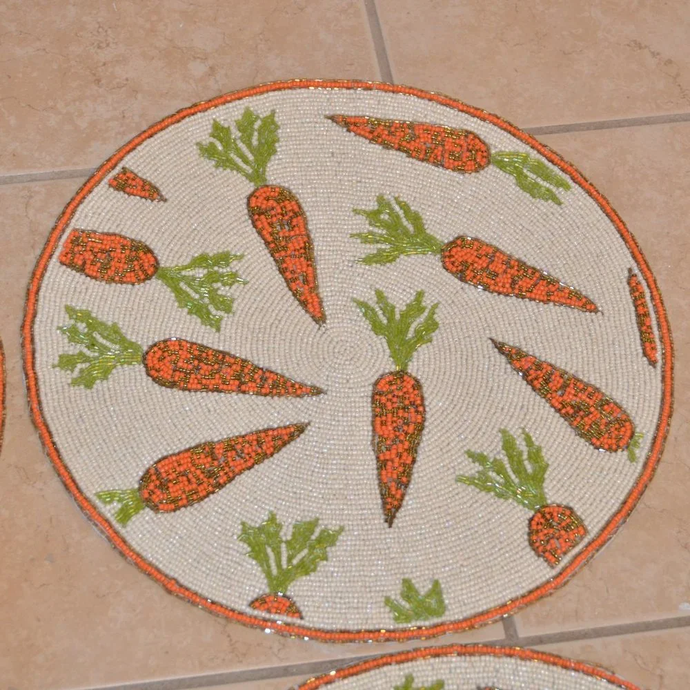 6 ISAAC MIZRAHI CARROT SPRING SUMMER EASTER CRYSTAL PLACEMAT CHARGER CENTERPIECE